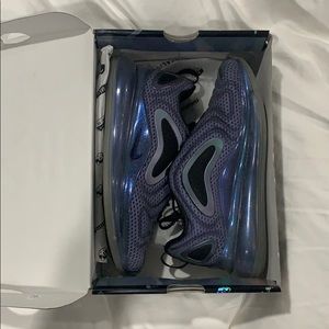 Nike Air Max 720 - Lightly worn